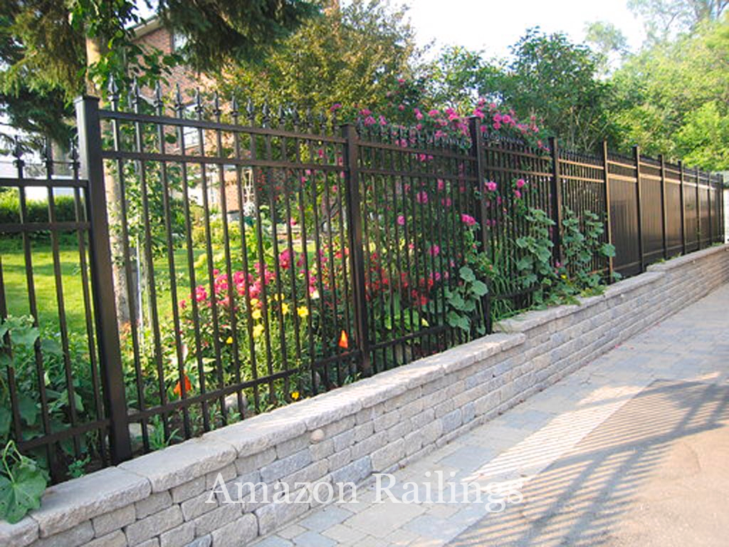 Residential Picket Fences Around Lawn & Garden