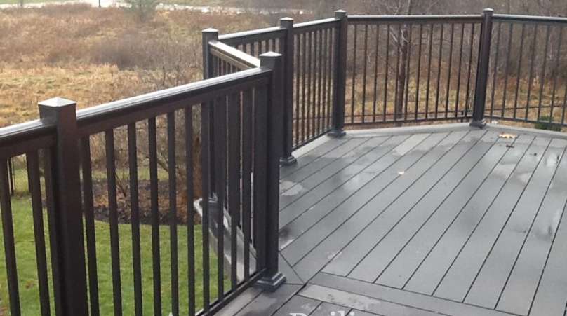 Why Should You Choose Aluminum for Outdoor Railings