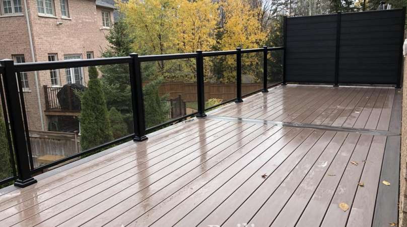 Things to Consider When Buying Outdoor Glass Railings